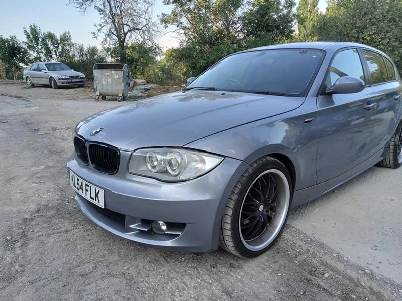 BMW 120 xenon/ sport paket, снимка 3 - Автомобили и джипове - 30374516