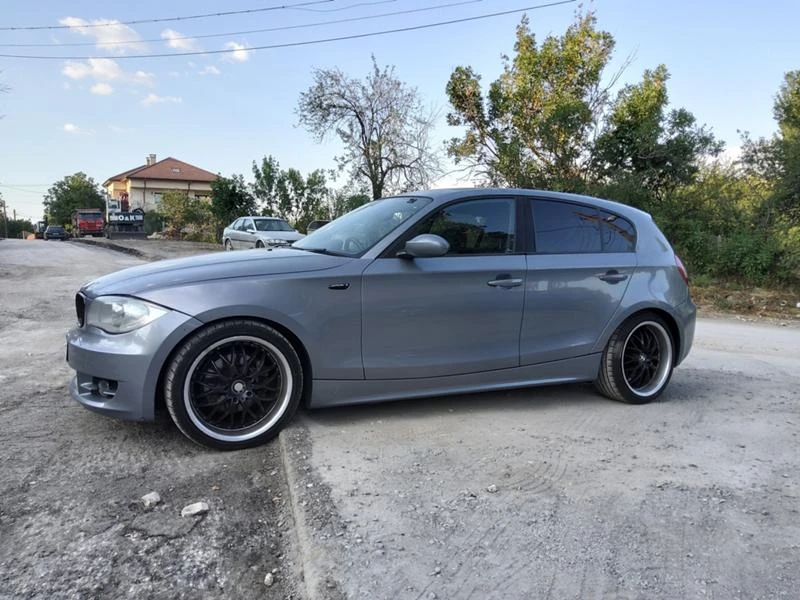 BMW 120 xenon/ sport paket, снимка 4 - Автомобили и джипове - 30374516