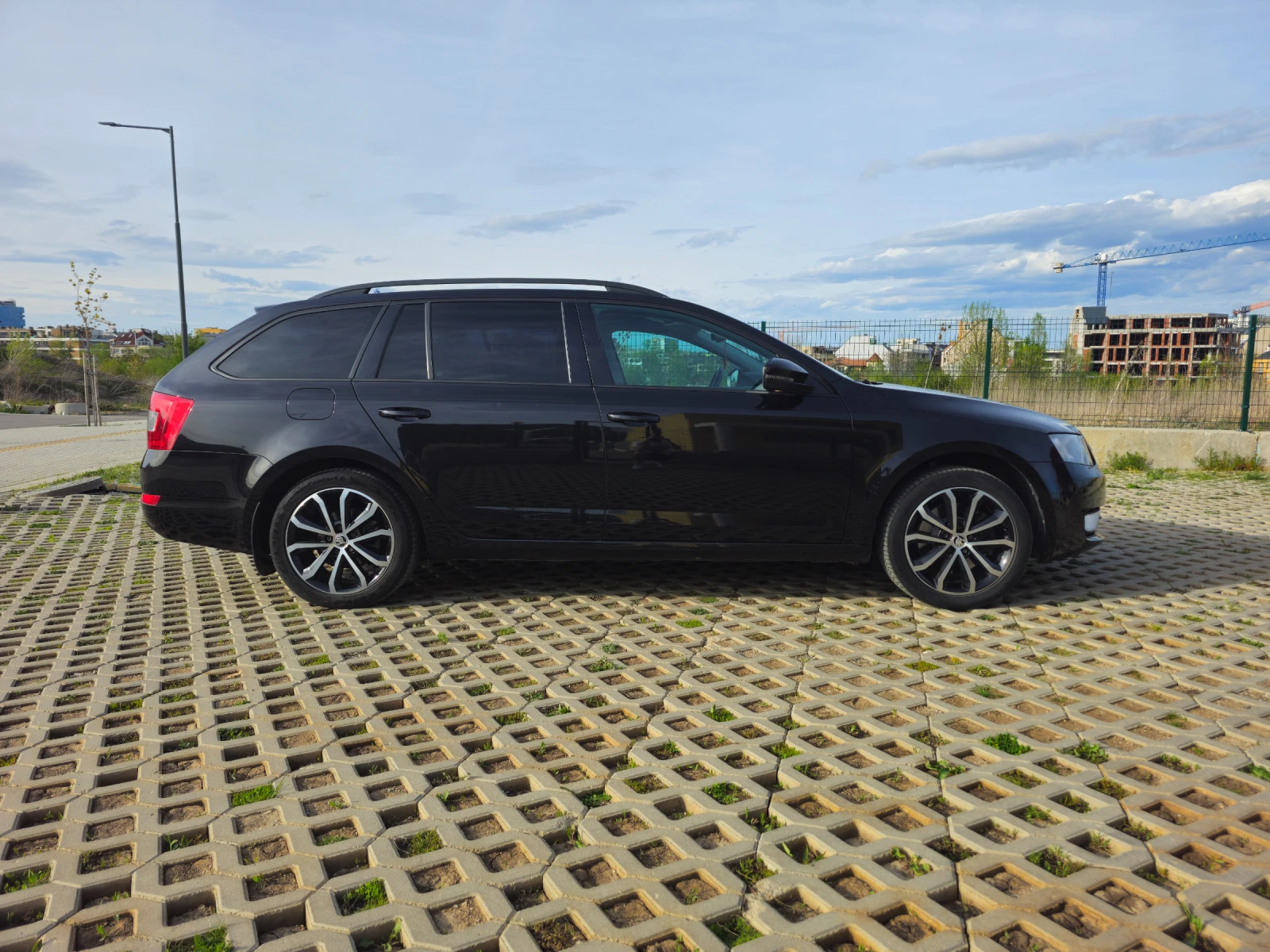 Skoda Octavia 1.8TSI 4X4 DSG Реален пробег Перфектна - изображение 2