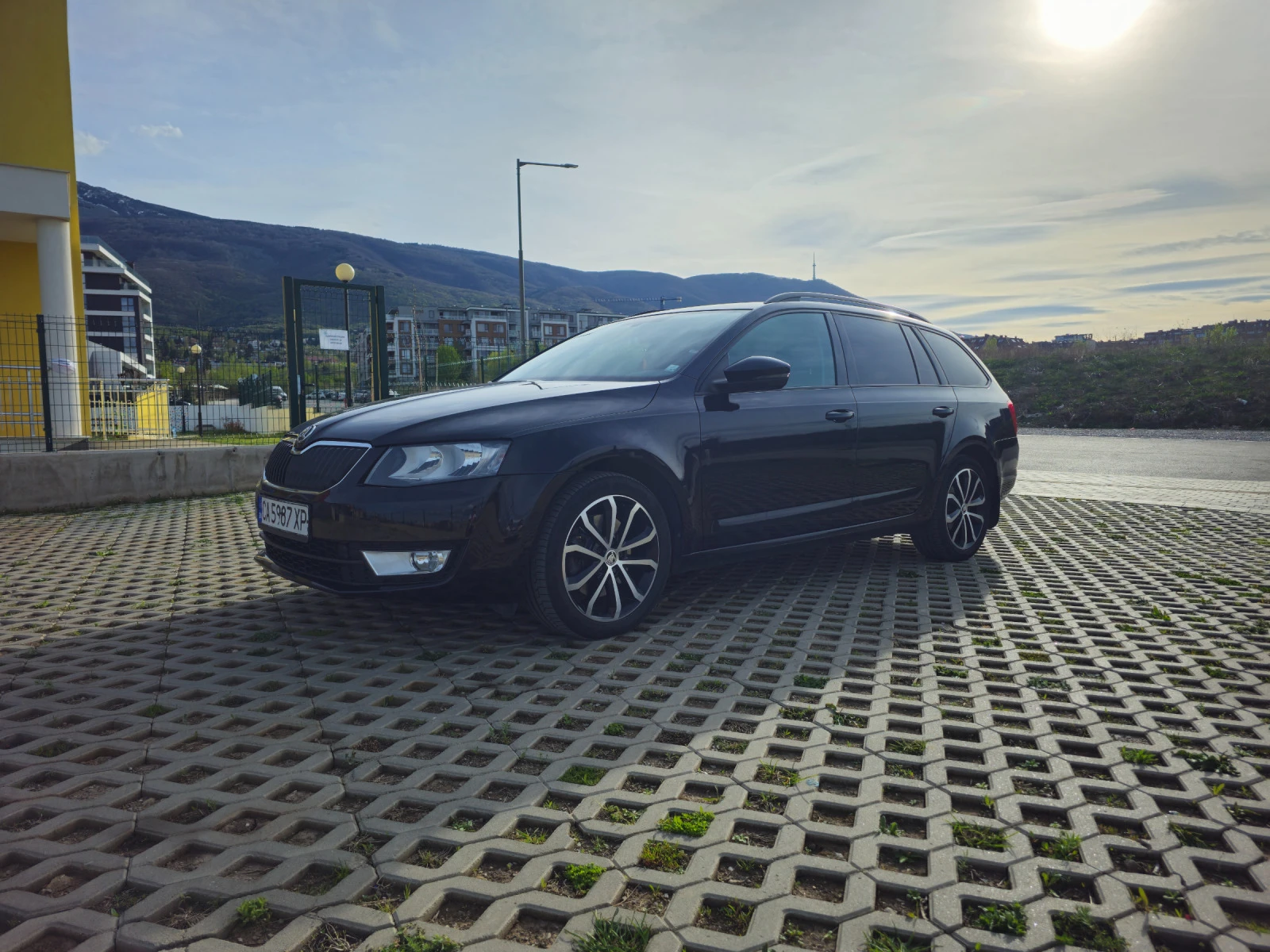 Skoda Octavia 1.8TSI 4X4 DSG Реален пробег Перфектна - изображение 4