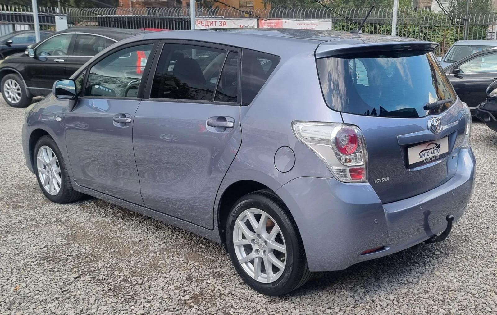 Toyota Verso 1.8 VVT-i Dynamic Business - изображение 7