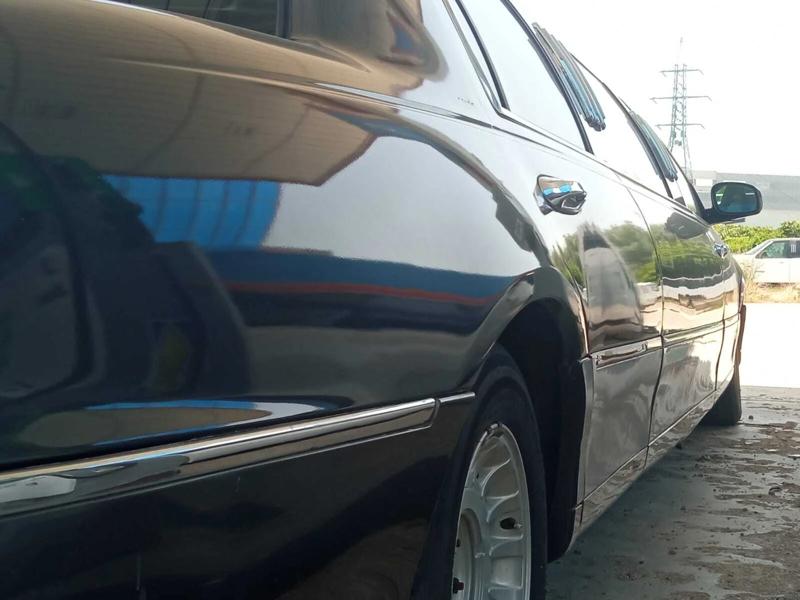 Lincoln Town car 70-inch Stretch Limousine by Royale - изображение 6