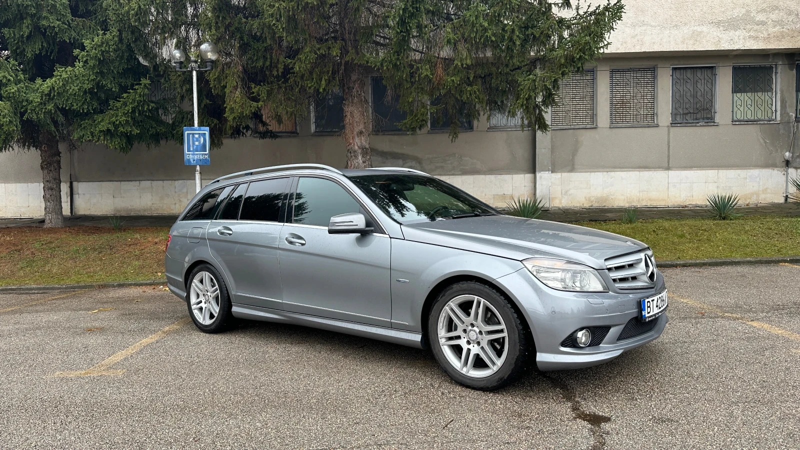 Mercedes-Benz C 250 AMG Line - изображение 5