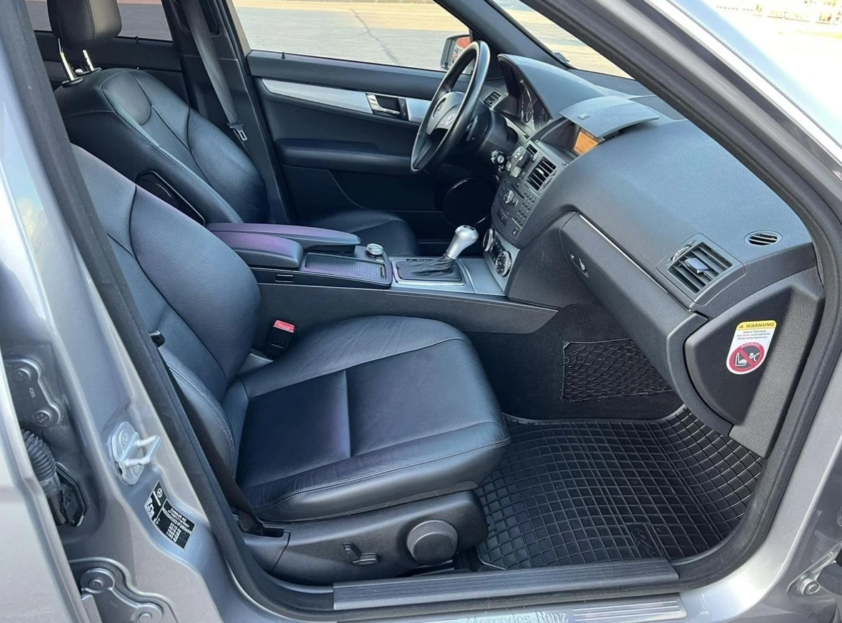 Mercedes-Benz C 250 AMG Line - изображение 8