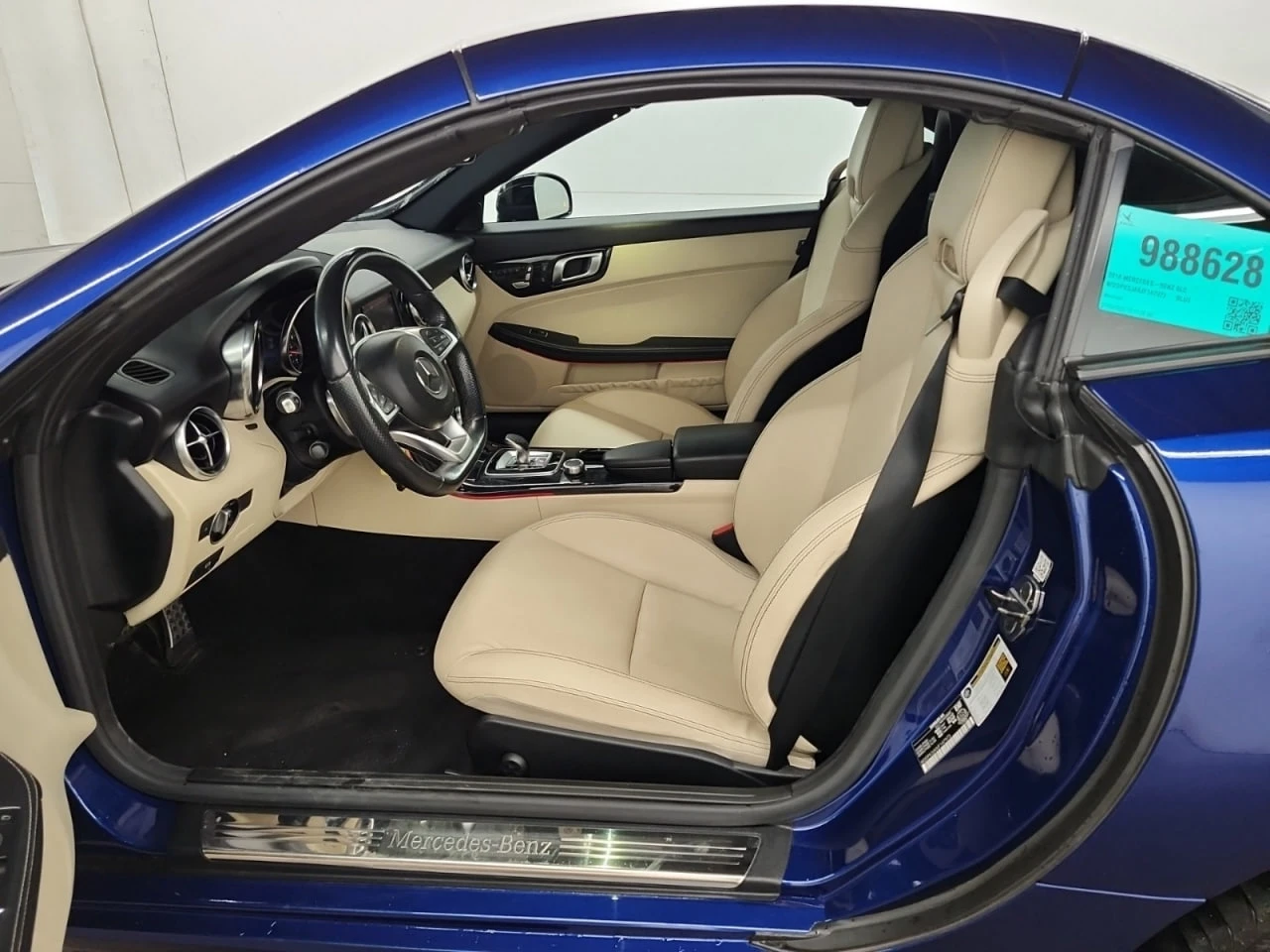 Mercedes-Benz SLC * CARFAX * АВТО КРЕДИТ * ЦЕНА ДО БГ! - изображение 8