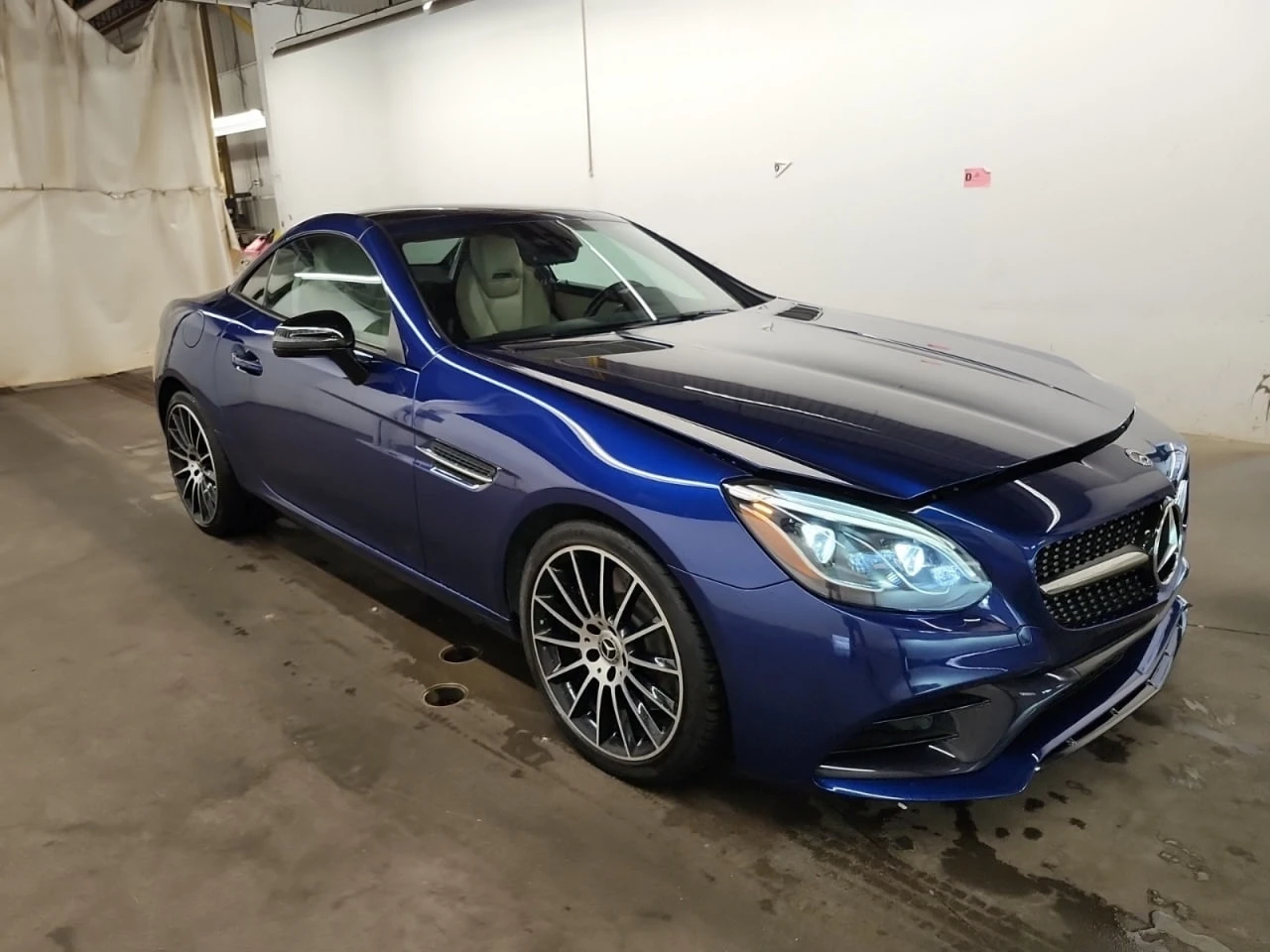 Mercedes-Benz SLC * CARFAX * АВТО КРЕДИТ * ЦЕНА ДО БГ! - изображение 3