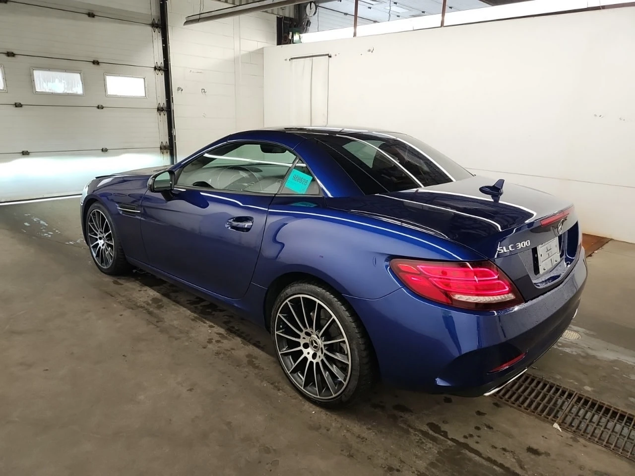 Mercedes-Benz SLC * CARFAX * АВТО КРЕДИТ * ЦЕНА ДО БГ! - изображение 6