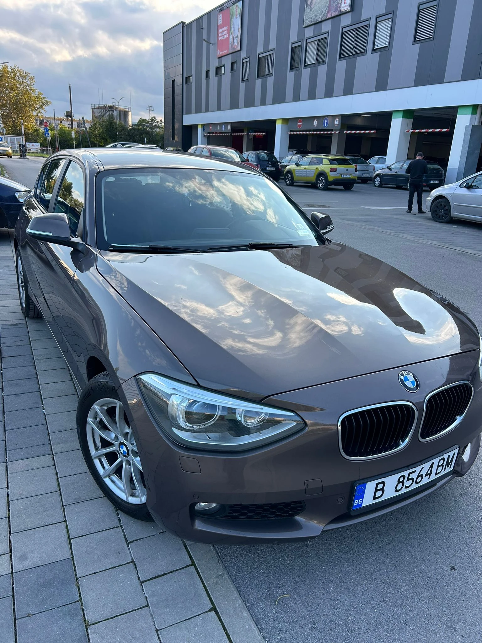 BMW 118  - изображение 5