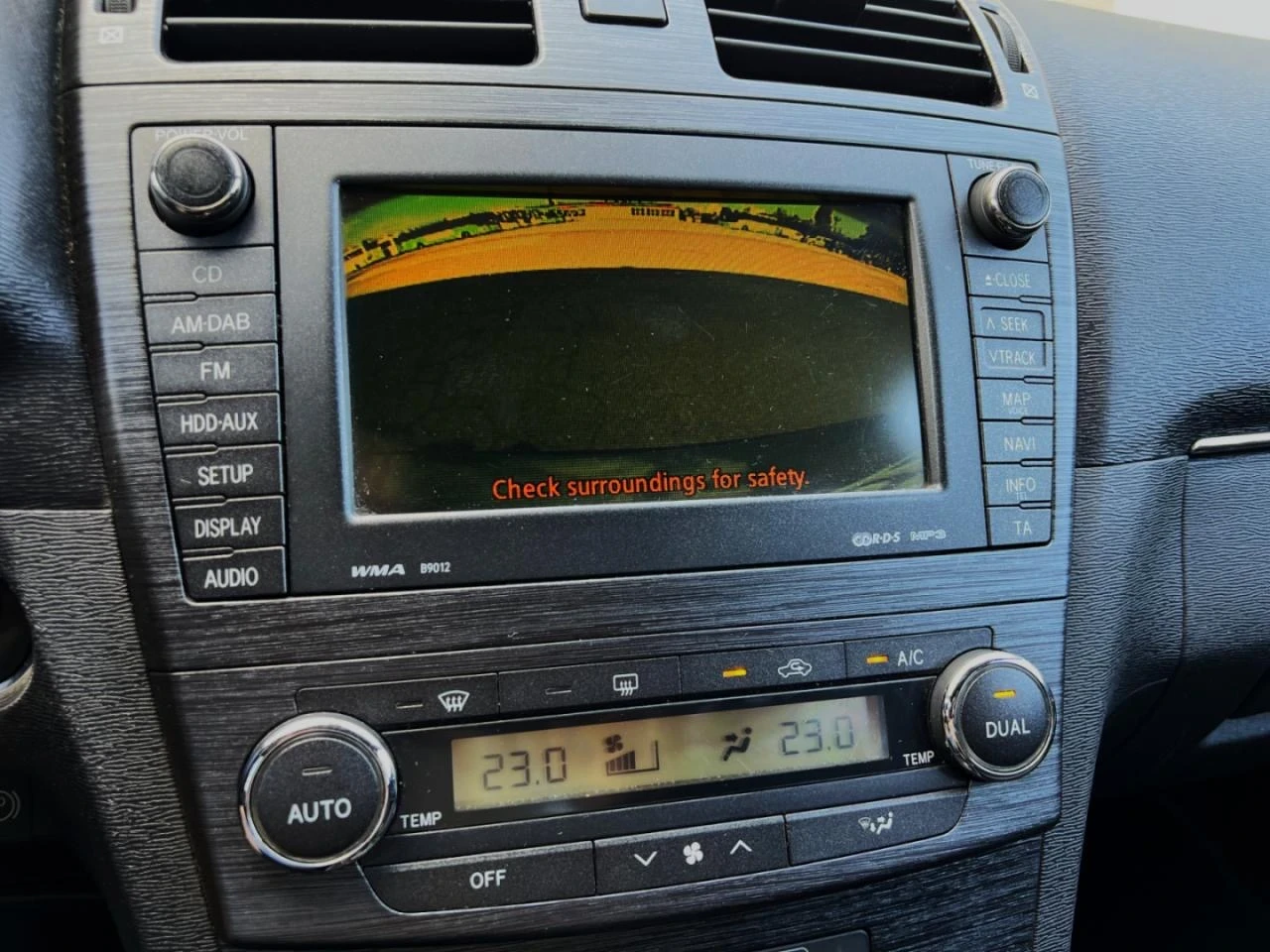 Toyota Avensis 2.2 D-CAT AUTOMATIC KEYLESS NAVI CAMERA - изображение 9