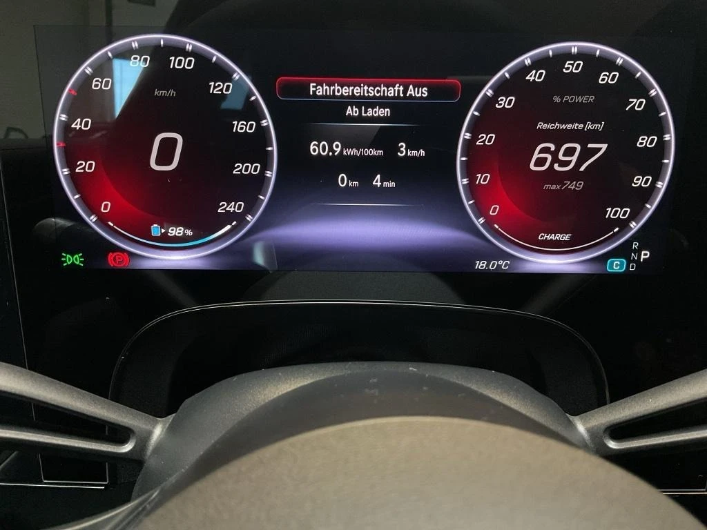 Mercedes-Benz CLA 250 + EQ AMG PANO KEYLESS NIGHT CAMERA - изображение 9