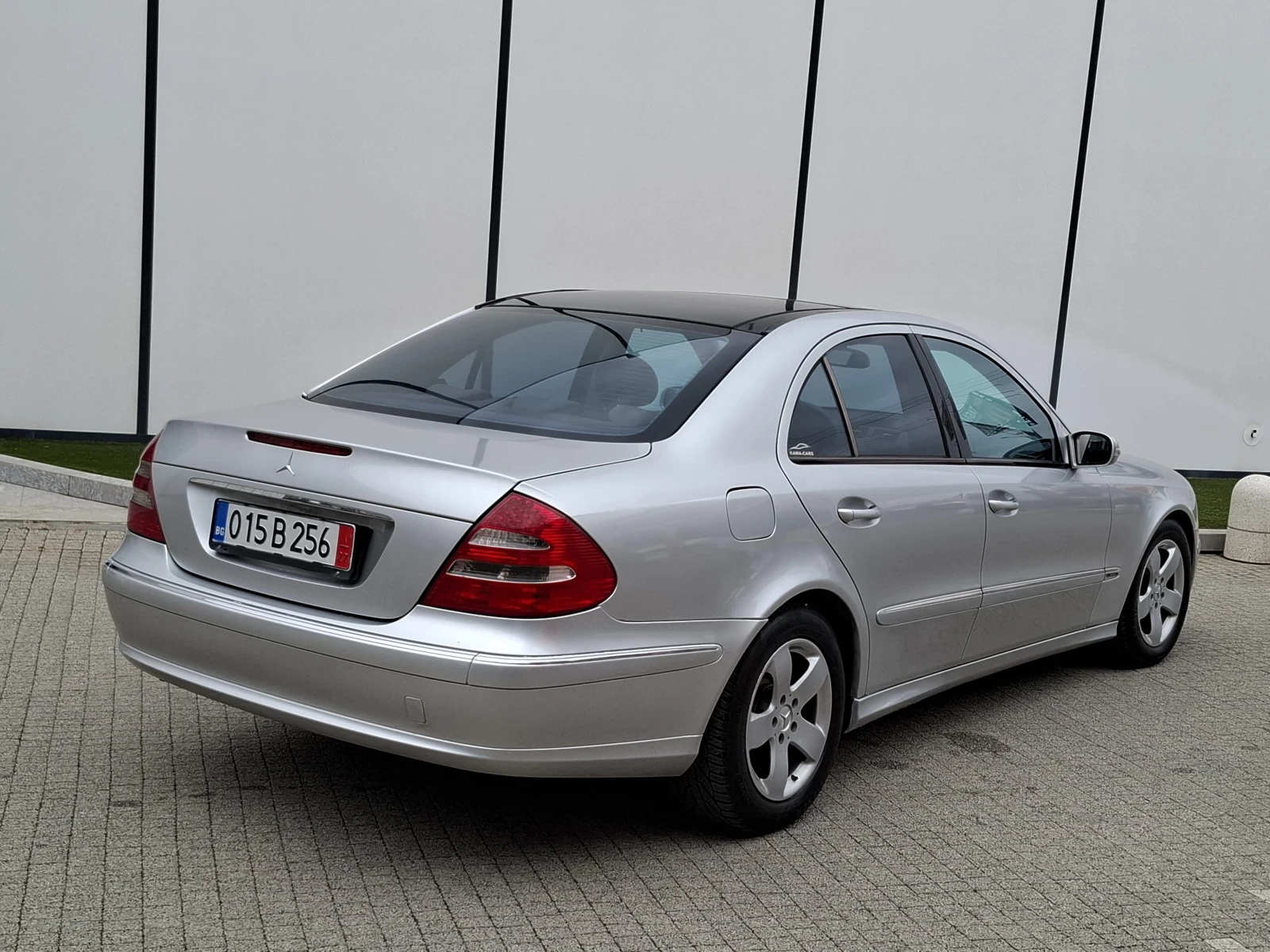 Mercedes-Benz E 220 2.2CDI(150кс)* AVANTGARDE* PANORAMA* HOB BНOC*  - изображение 5