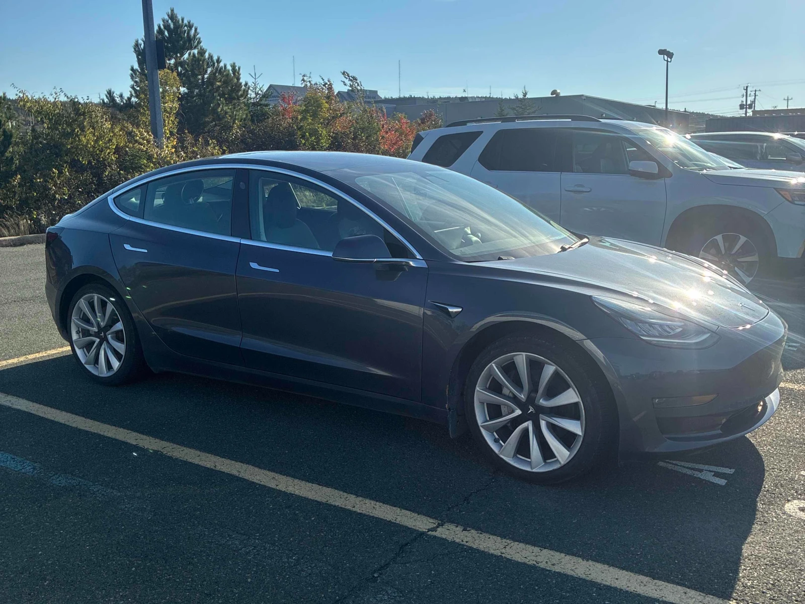 Tesla Model 3 Long Range* CARFAX* АВТОФИНАНСИРАНЕ* Цена до Бълга - изображение 3