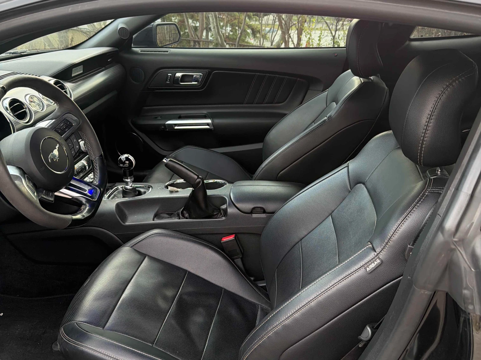 Ford Mustang GT * * CARFAX * *   * *  | Mobile.bg   11