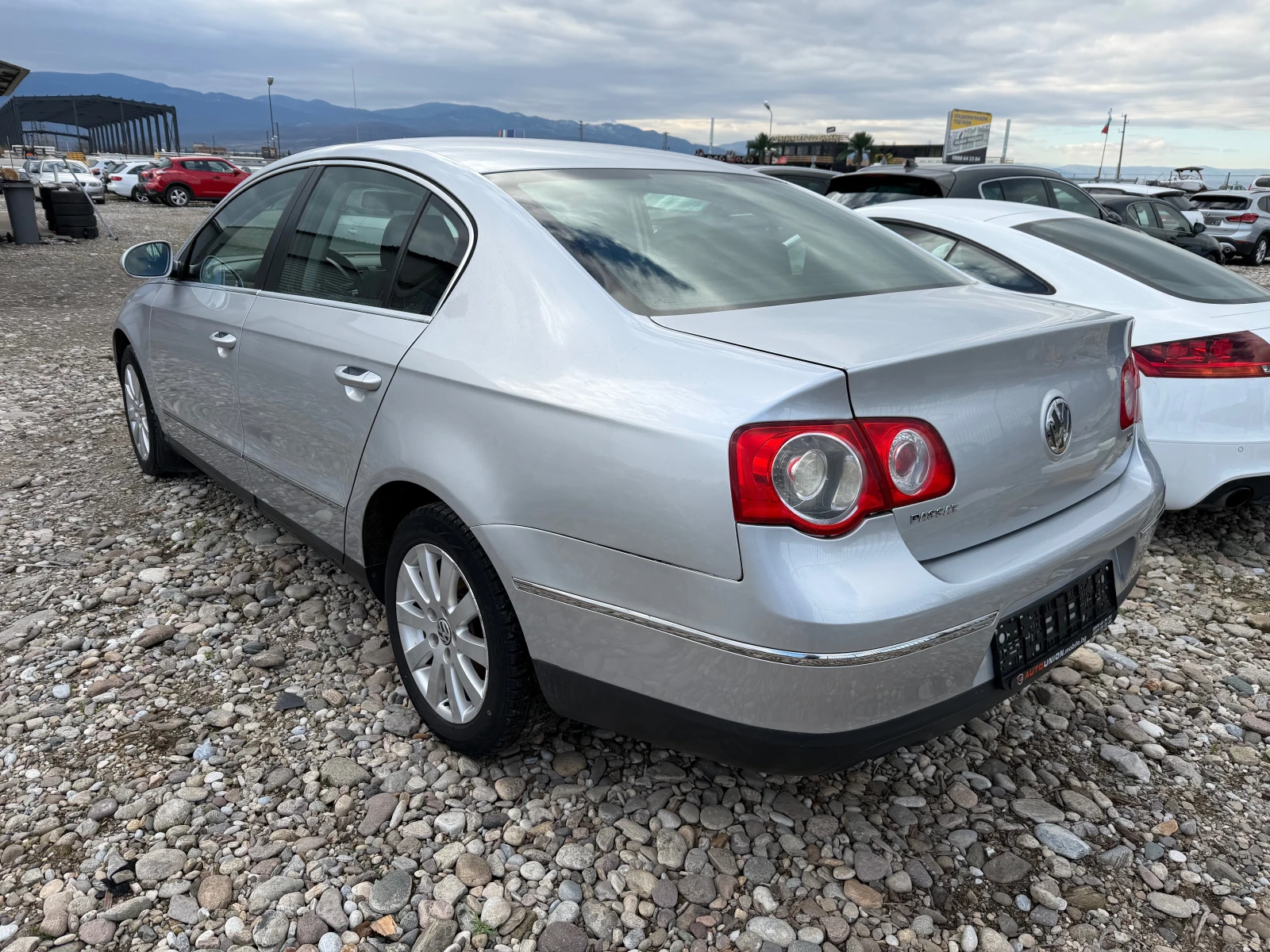 VW Passat 1.9 TDI - изображение 7