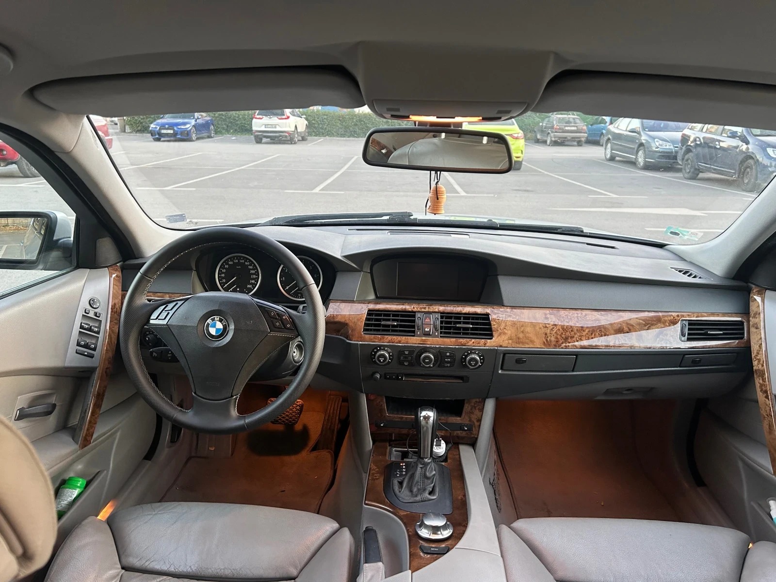 BMW 530 M Пакет Бензин/Газ Топ , снимка 11 - Автомобили и джипове - 53631954