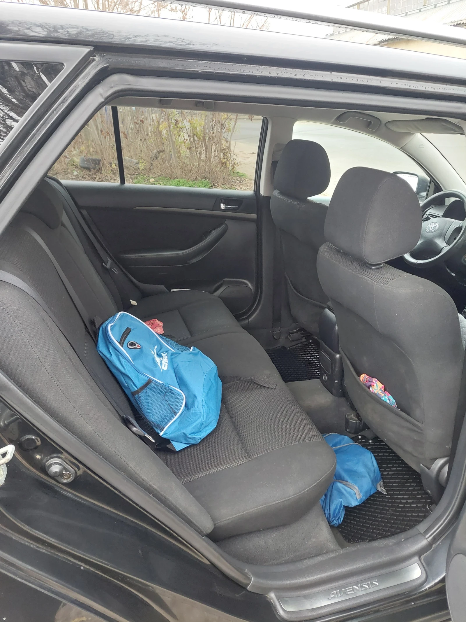 Toyota Avensis 2.0 D4D - изображение 10