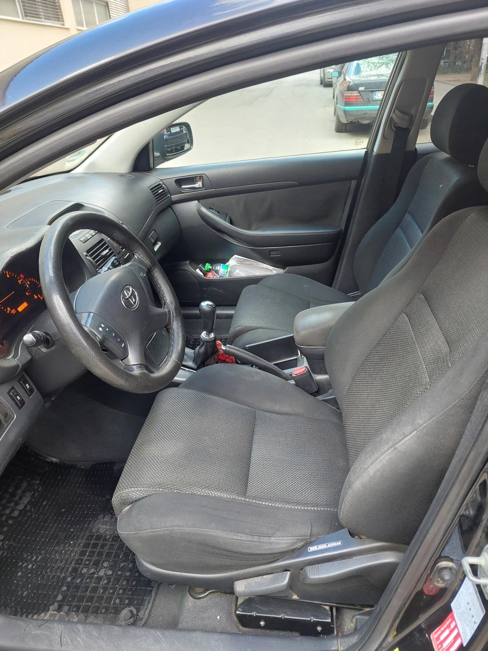 Toyota Avensis 2.0 D4D - изображение 5