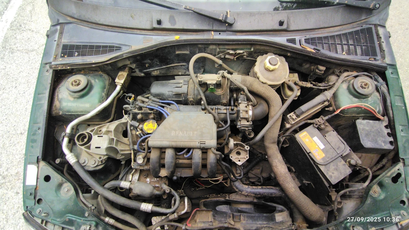 Renault Clio 1.2, снимка 13 - Автомобили и джипове - 54010075