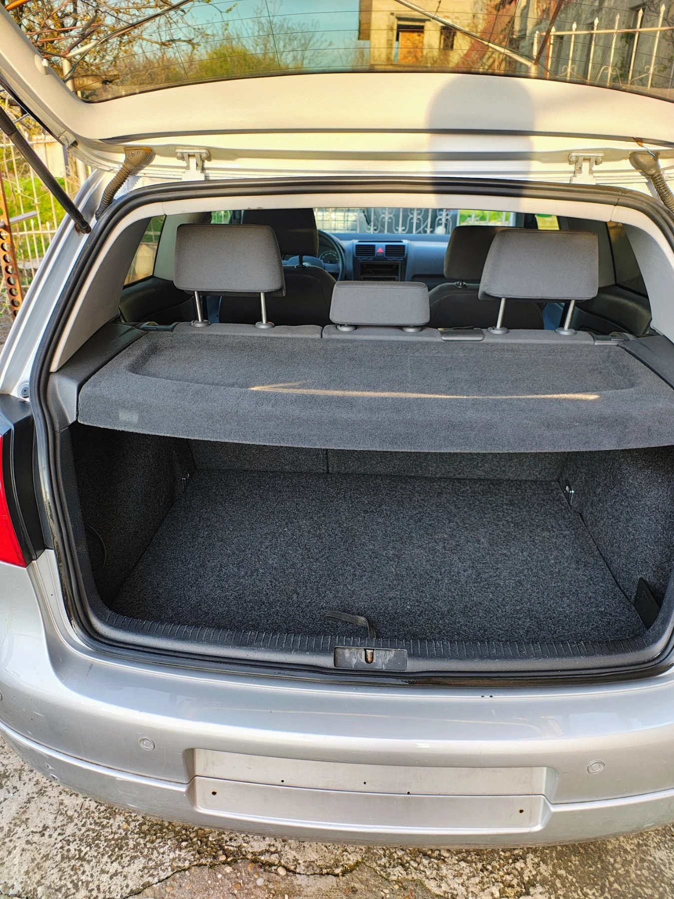 VW Golf 1.9TDI, снимка 5 - Автомобили и джипове - 54114512