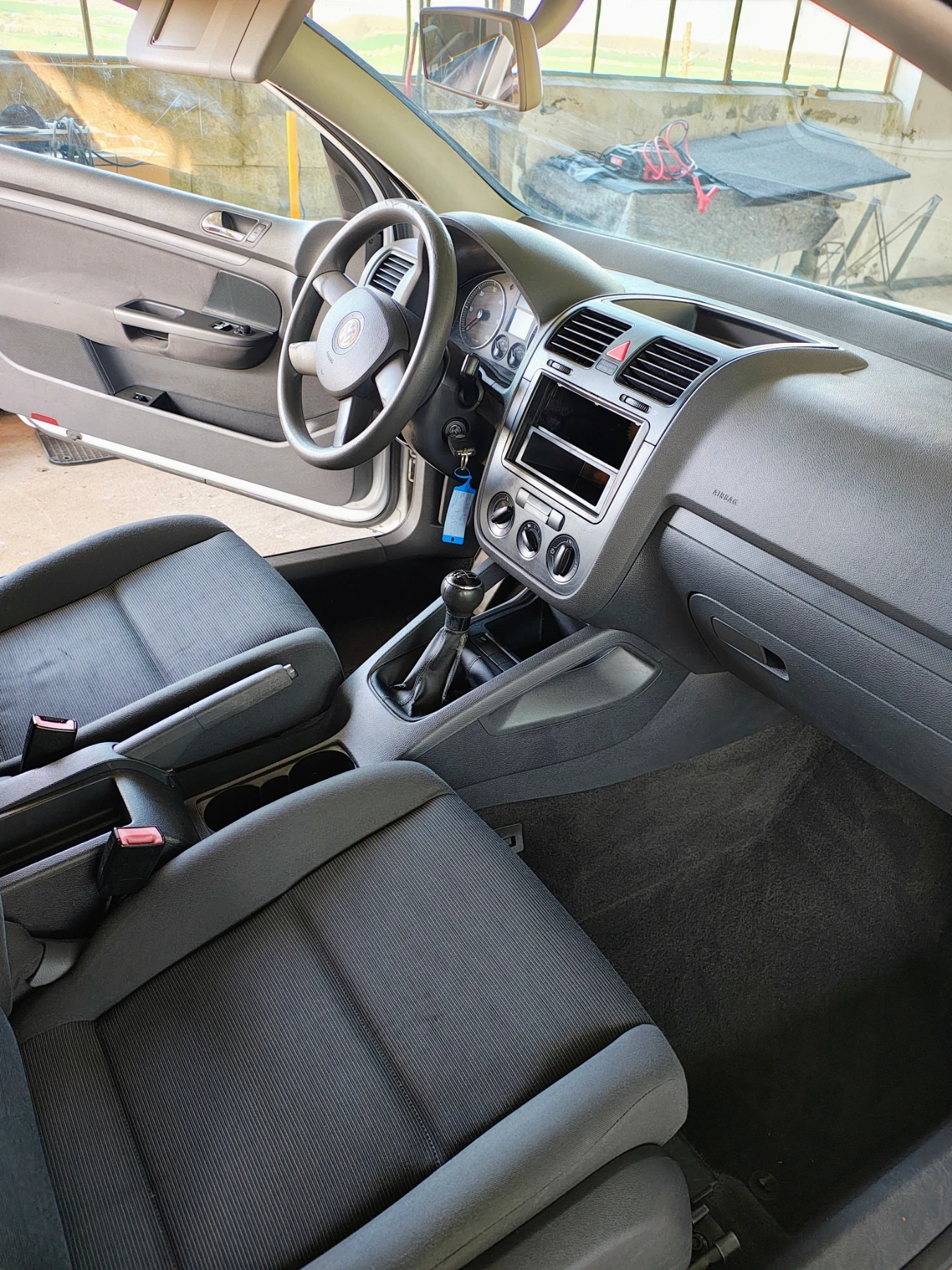 VW Golf 1.9TDI, снимка 6 - Автомобили и джипове - 54114512