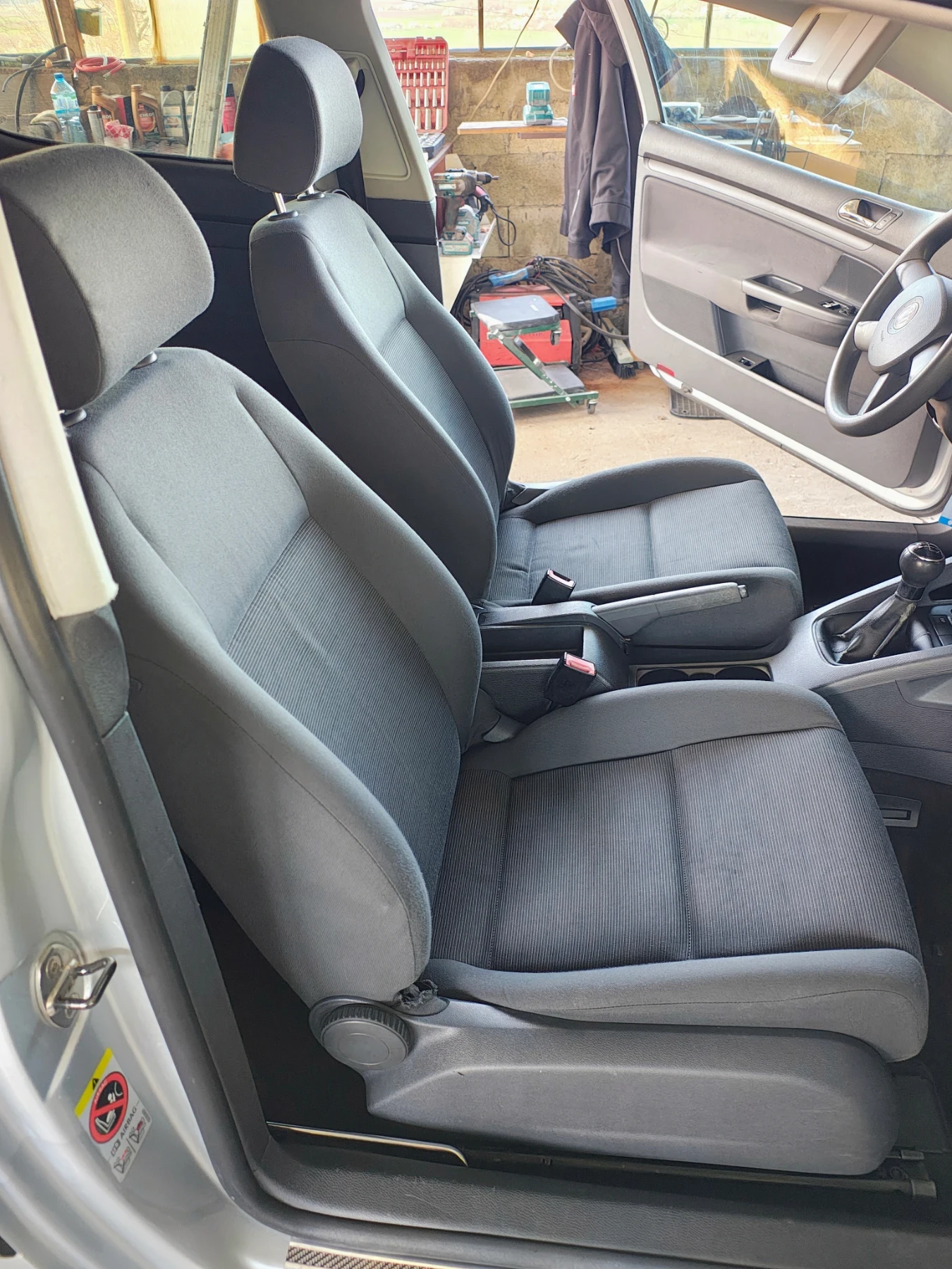 VW Golf 1.9TDI, снимка 7 - Автомобили и джипове - 54114512