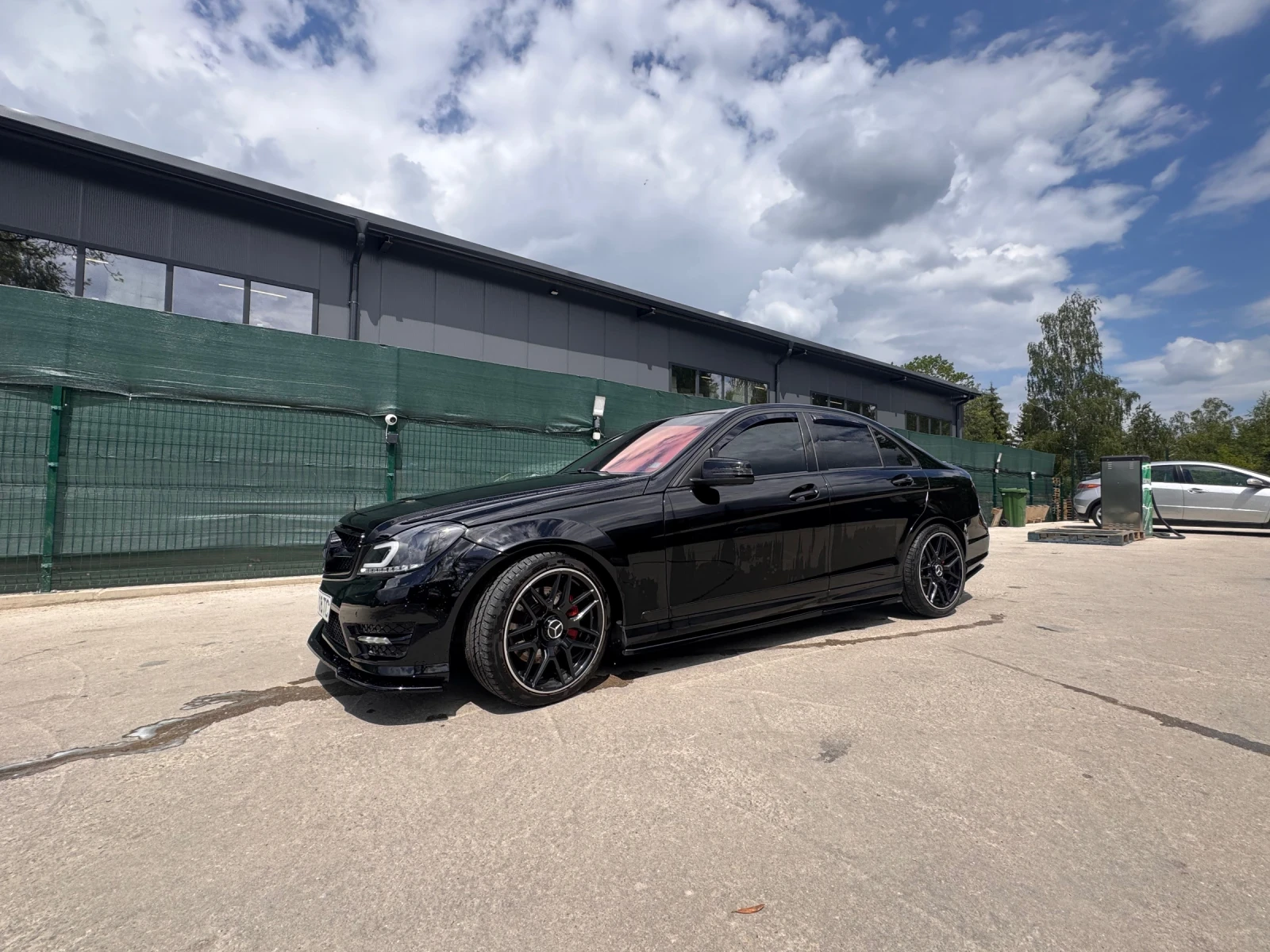 Mercedes-Benz C 300 4 MATIC AMG line, снимка 3 - Автомобили и джипове - 54745886