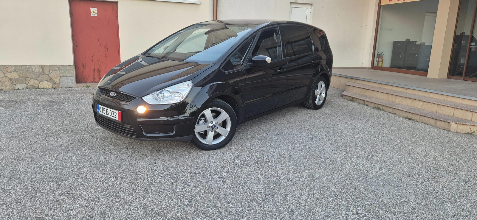 Ford S-Max 2.0-TDCI* 7м* 6ск.* Панорама* Кожа* 