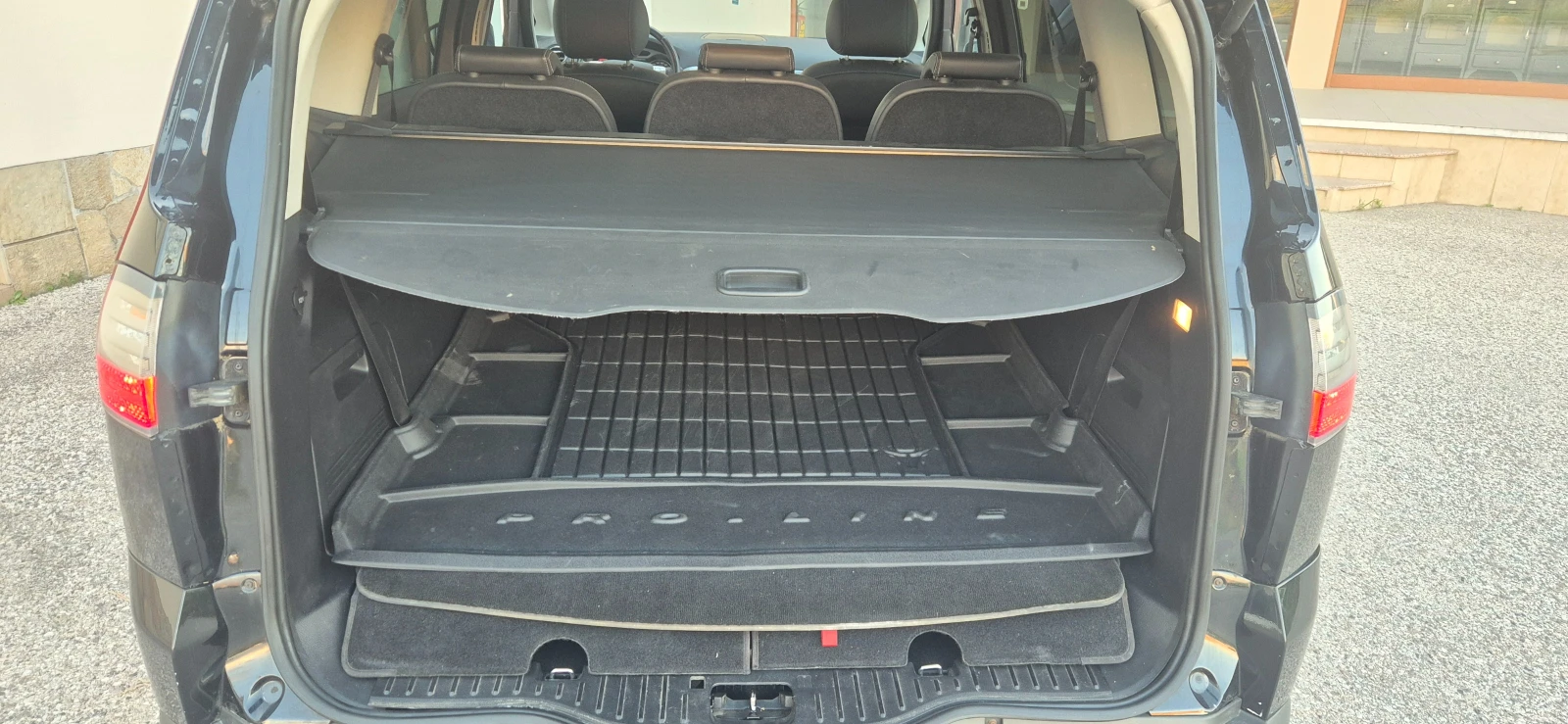 Ford S-Max 2.0-TDCI* 7м* 6ск.* Панорама* Кожа* , снимка 13 - Автомобили и джипове - 54981463