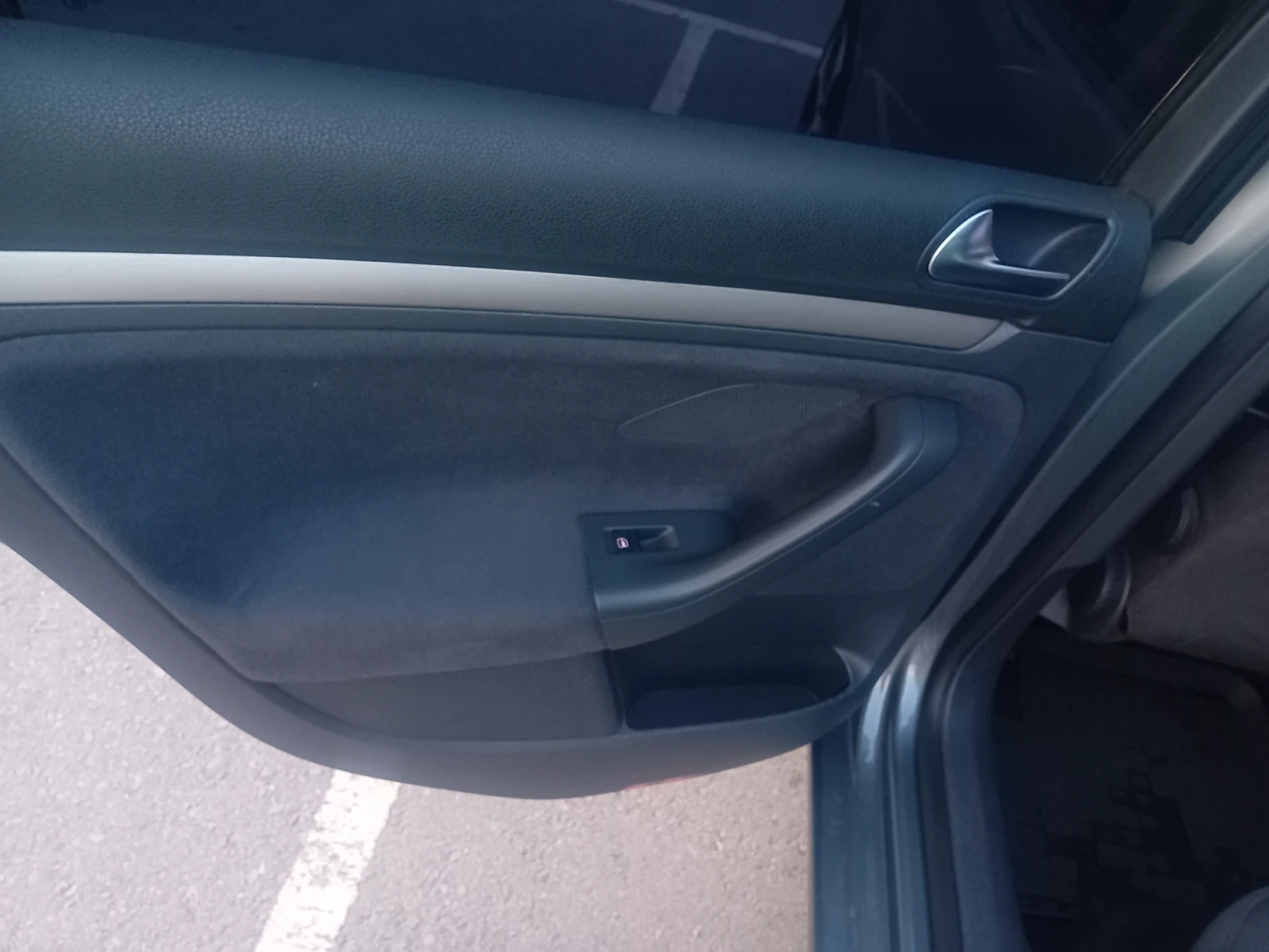 VW Golf Golf 5 GT 2.0 , снимка 15 - Автомобили и джипове - 54991332