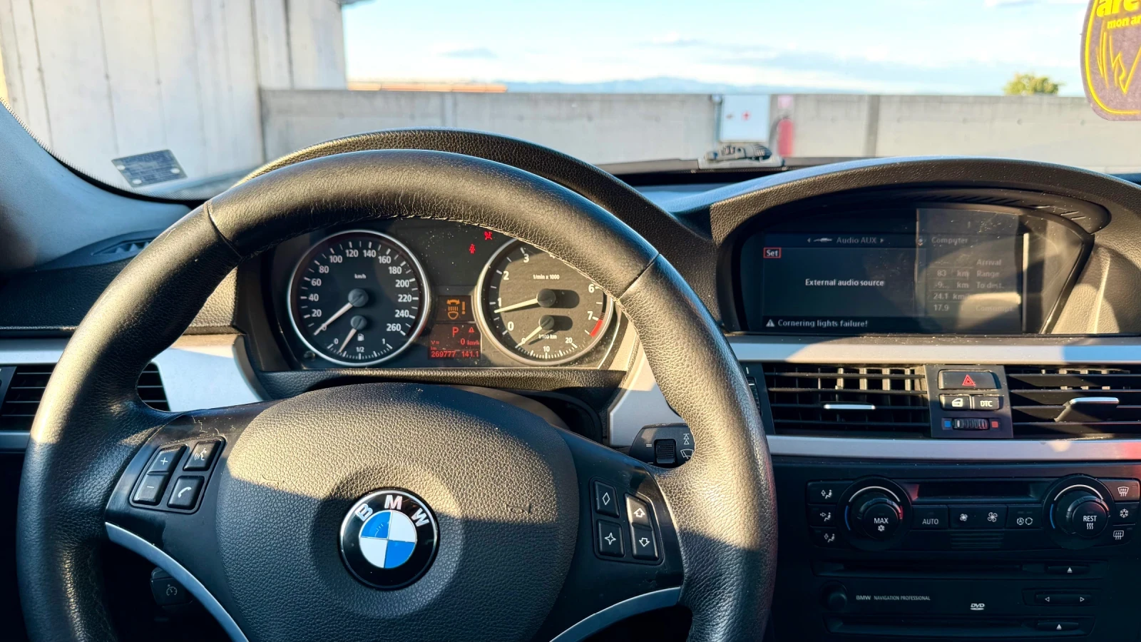 BMW 330 xi, снимка 7 - Автомобили и джипове - 55228991