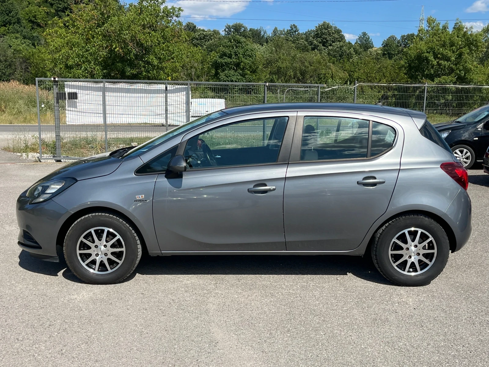 Opel Corsa Е 1.4i ОТЛИЧНА, снимка 2 - Автомобили и джипове - 55234509