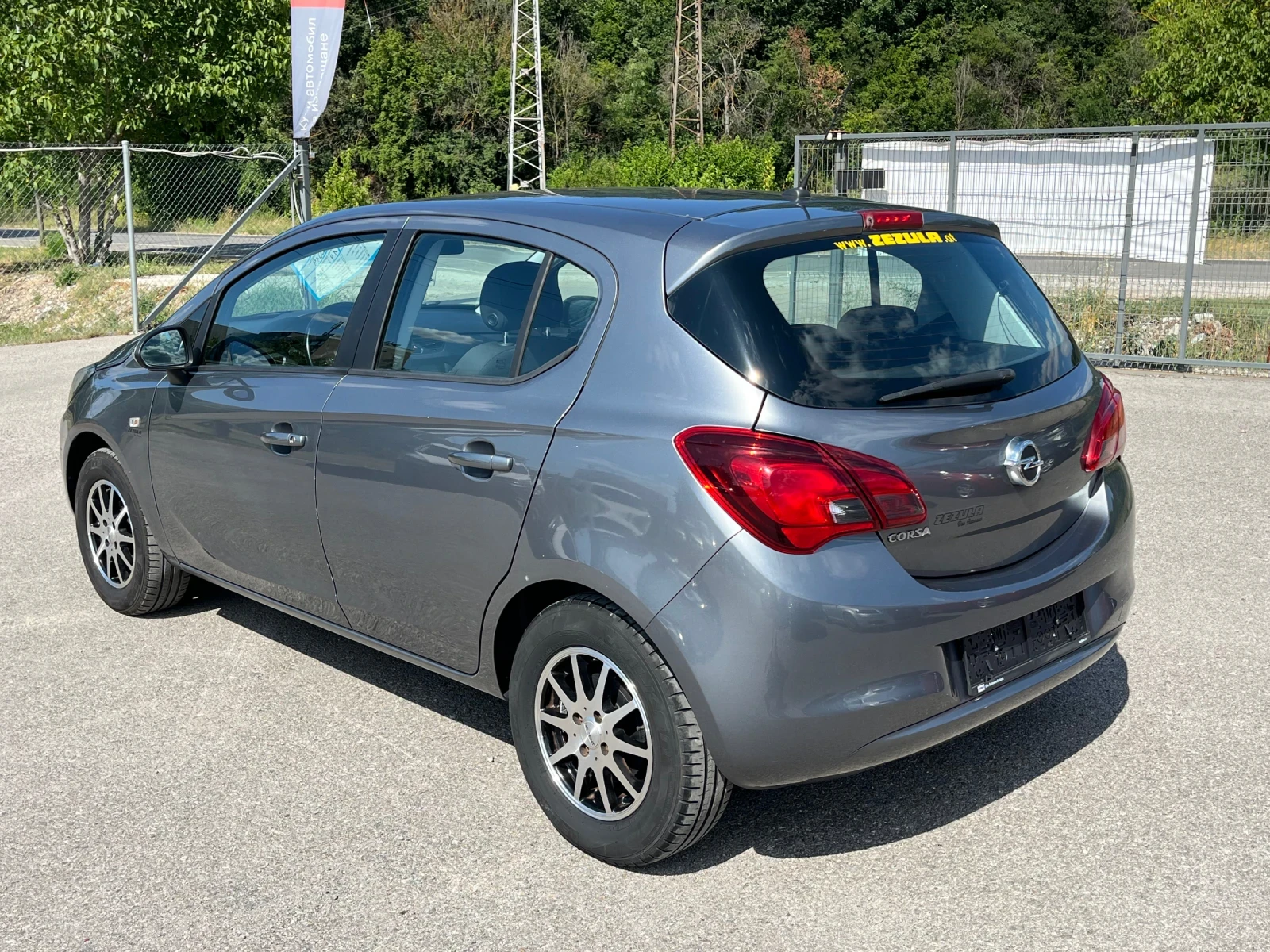 Opel Corsa Е 1.4i ОТЛИЧНА, снимка 3 - Автомобили и джипове - 55234509