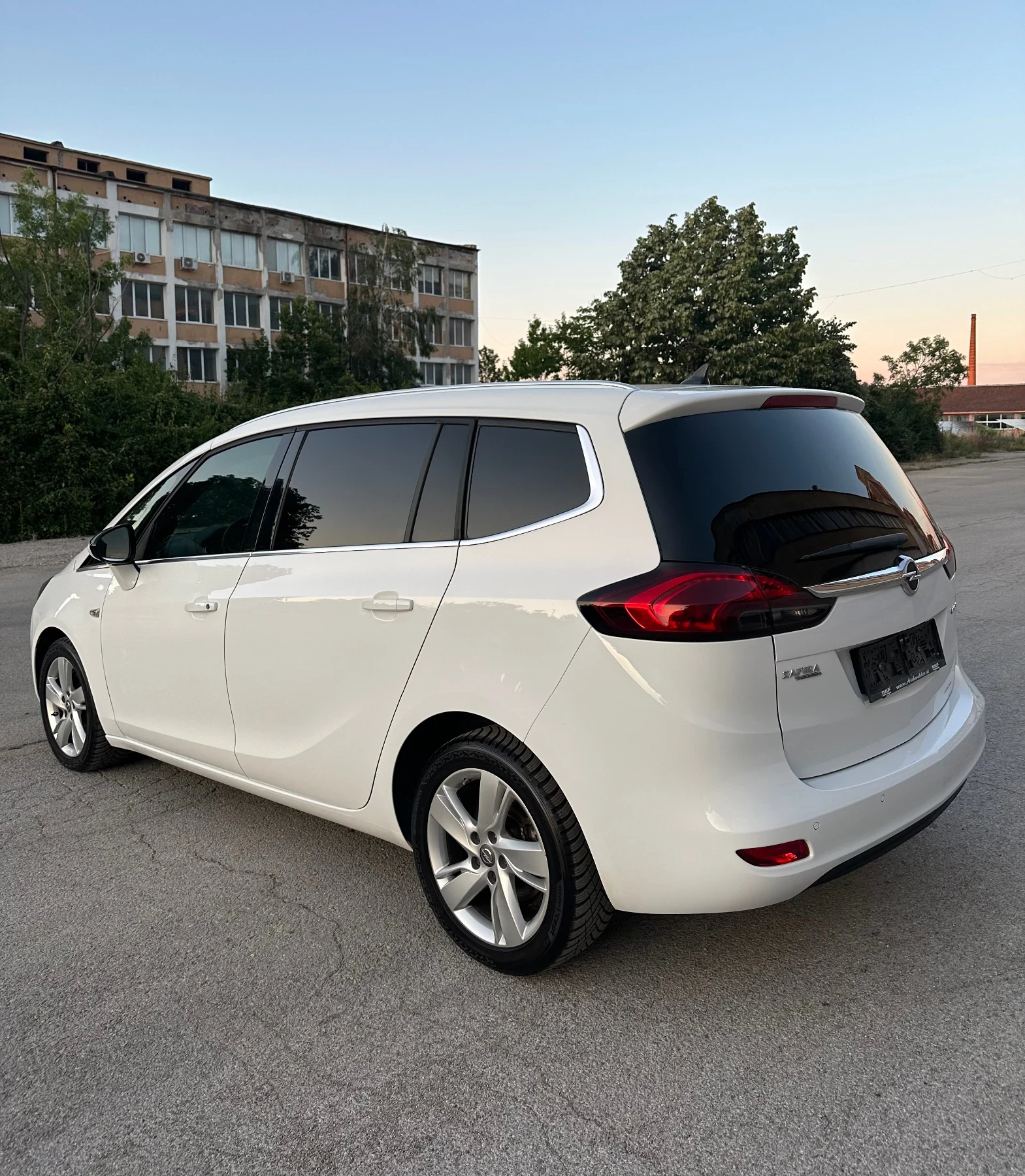 Opel Zafira 2.0 CDTI / 7m, снимка 3 - Автомобили и джипове - 55243300