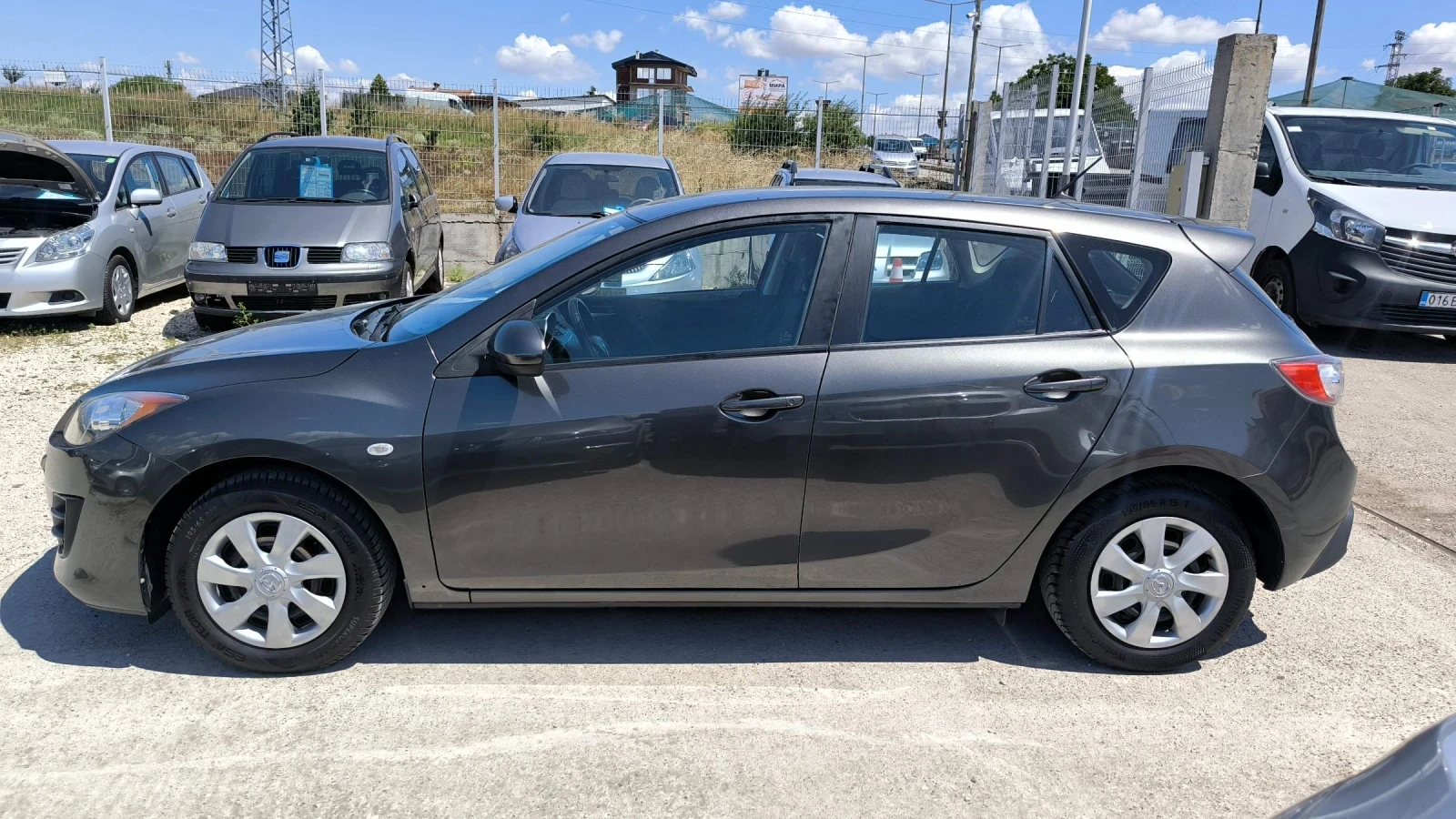Mazda 3 1.6i, снимка 6 - Автомобили и джипове - 55278123