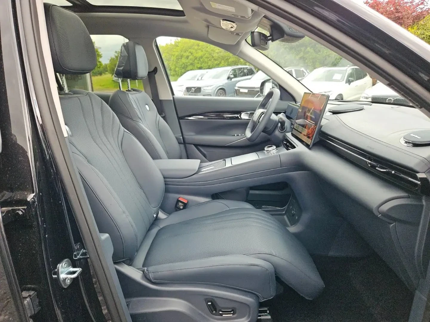 Geely EX5 E5 68 kWh Max+ , снимка 6 - Автомобили и джипове - 55596992