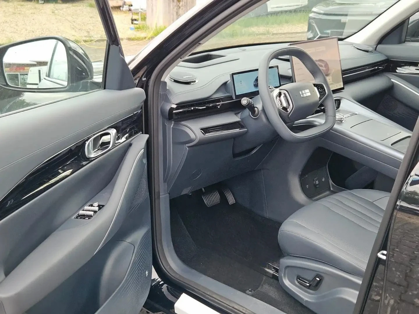 Geely EX5 E5 68 kWh Max+ , снимка 10 - Автомобили и джипове - 55596992