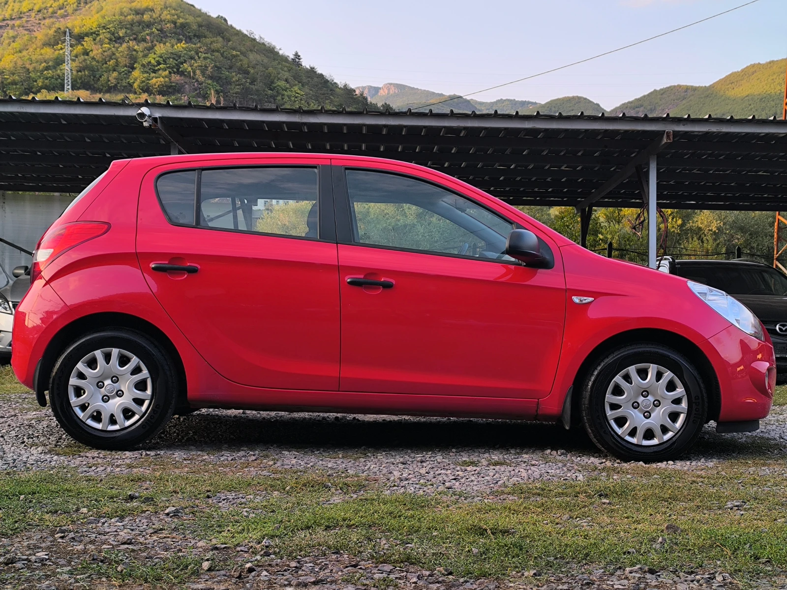 Hyundai I20 -1.2i-78кс(4-цилиндъра, верига)-КЛИМАТИК-EURO 5-, снимка 2 - Автомобили и джипове - 55922314
