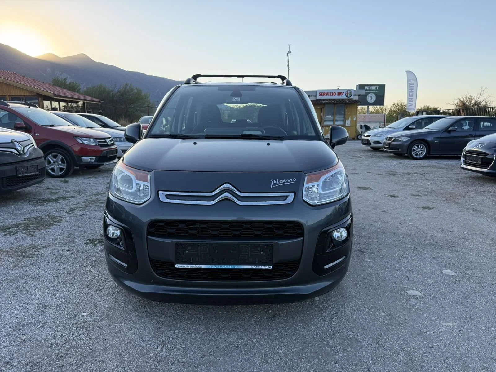 Citroen C3 Picasso 1.6 HDI АВТОМАТ LED ЧИСТО НОВ, снимка 3 - Автомобили и джипове - 55993560