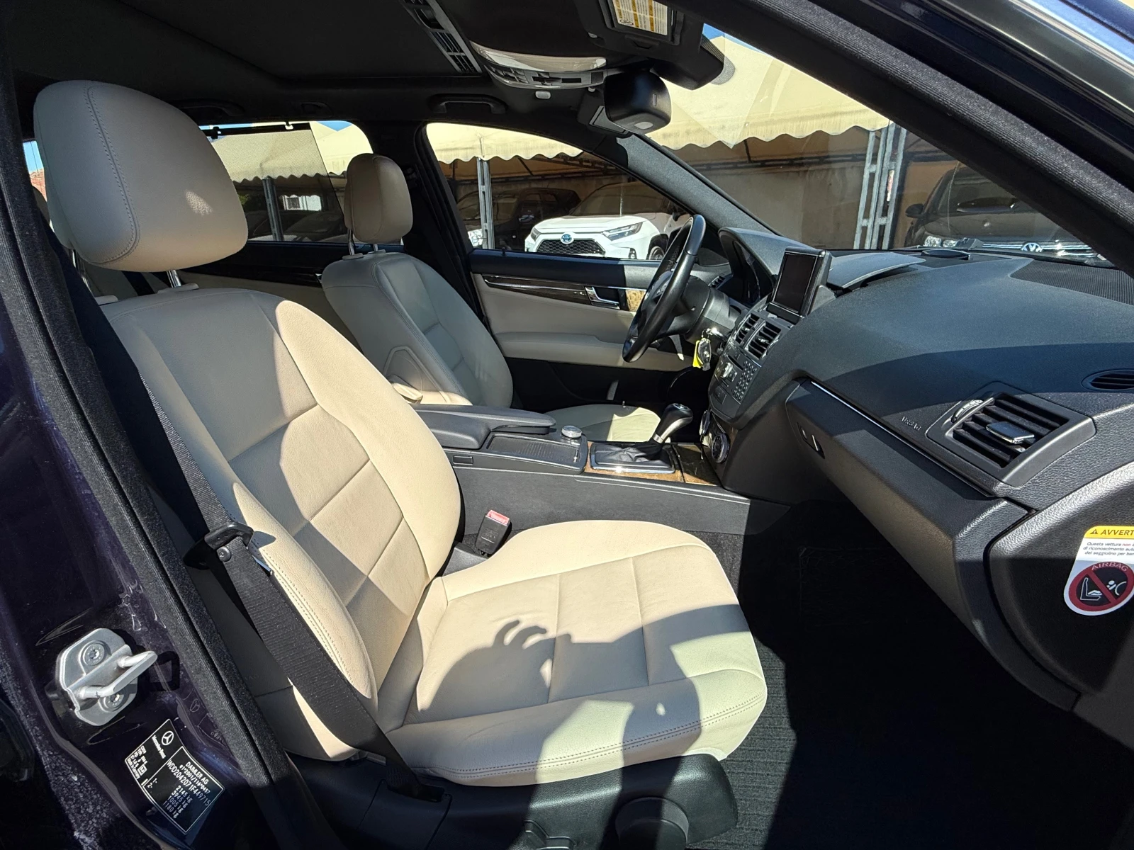 Mercedes-Benz C 200 CDI AVANTGARDE * OM646* 100% РЕАЛНИ КМ - ДОКАЗУЕМИ, снимка 12 - Автомобили и джипове - 56112888