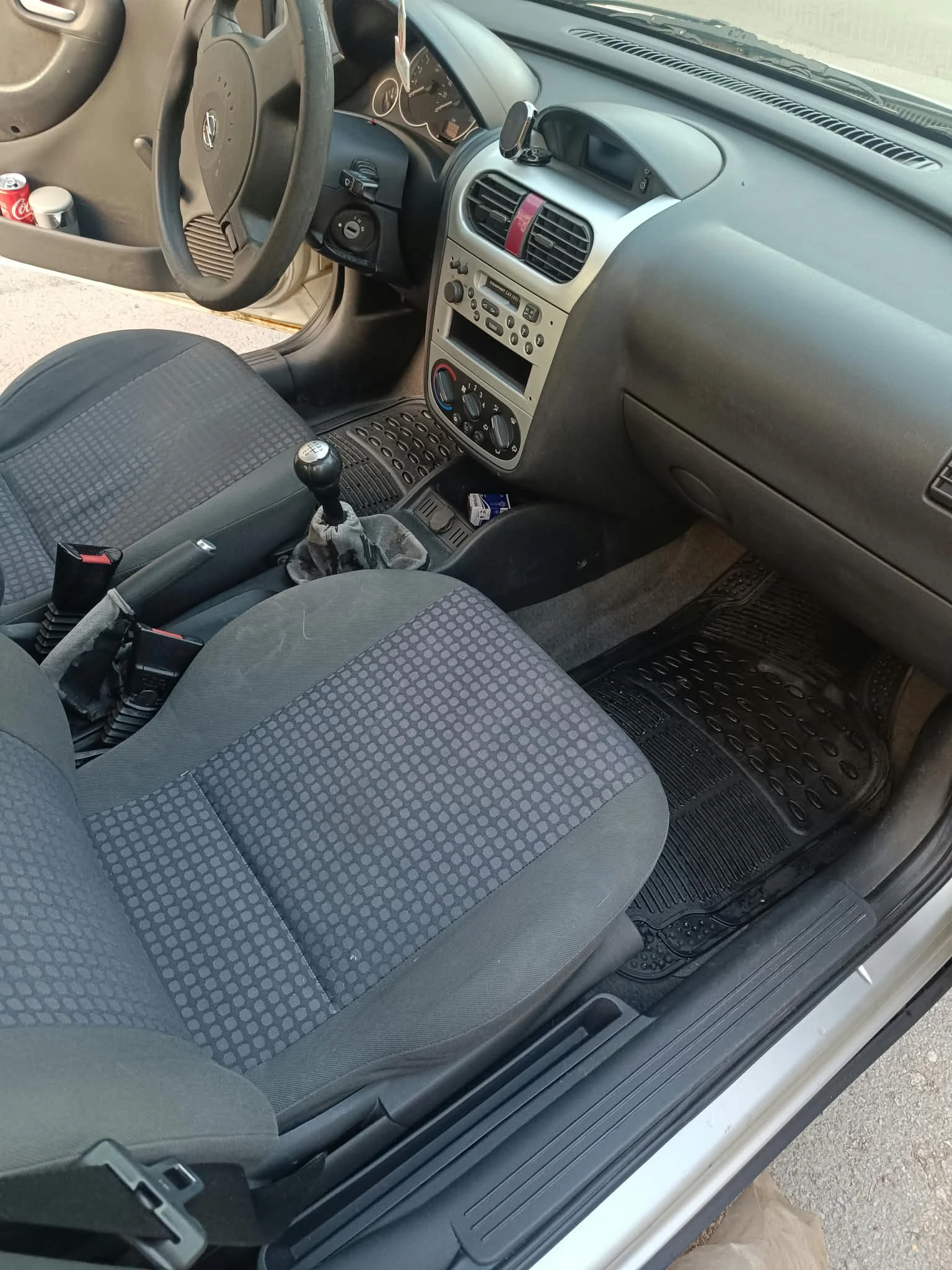 Opel Corsa, снимка 6 - Автомобили и джипове - 56271164