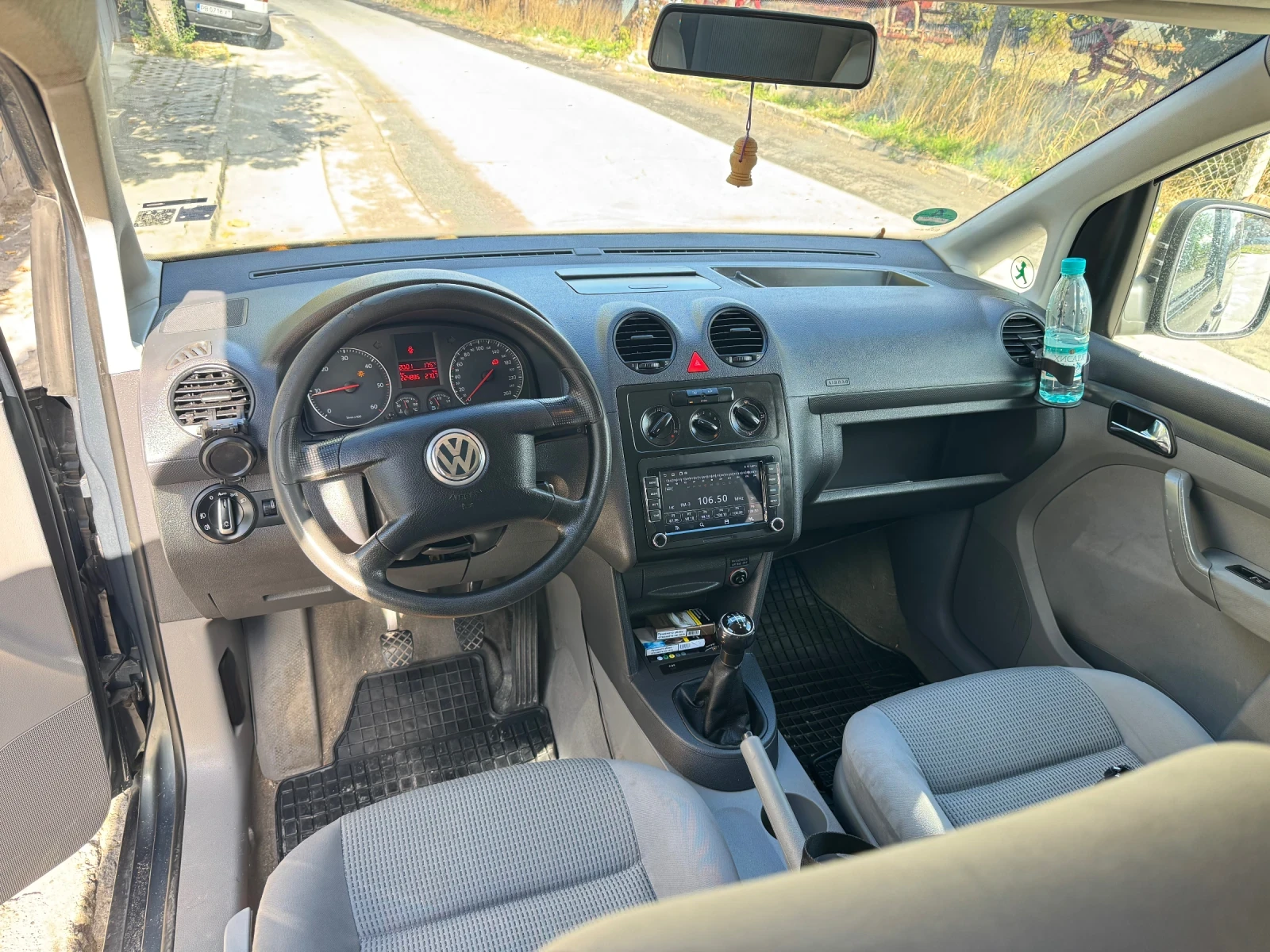 VW Caddy 1.9 TDI , снимка 6 - Автомобили и джипове - 56614978