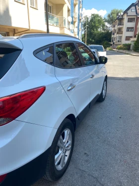 Hyundai IX35 2.0d 136 4x4, снимка 2