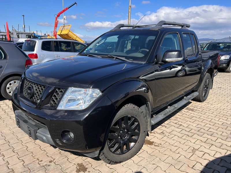 Nissan Navara 3.0DCI 4X4 AVTOMAT/KOJA ЛИЗИНГ, снимка 1 - Автомобили и джипове - 47411091