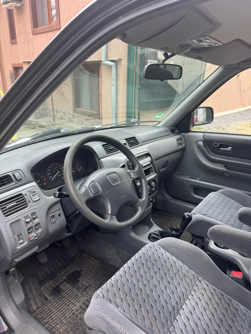 Honda Cr-v 2.0i klima , снимка 9 - Автомобили и джипове - 48334575