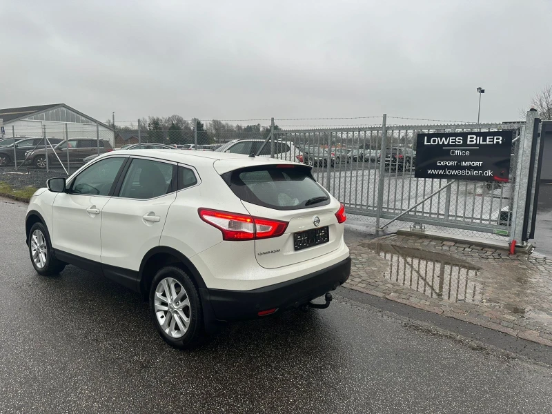 Nissan Qashqai На части 1.6 безин, снимка 6 - Автомобили и джипове - 48693348