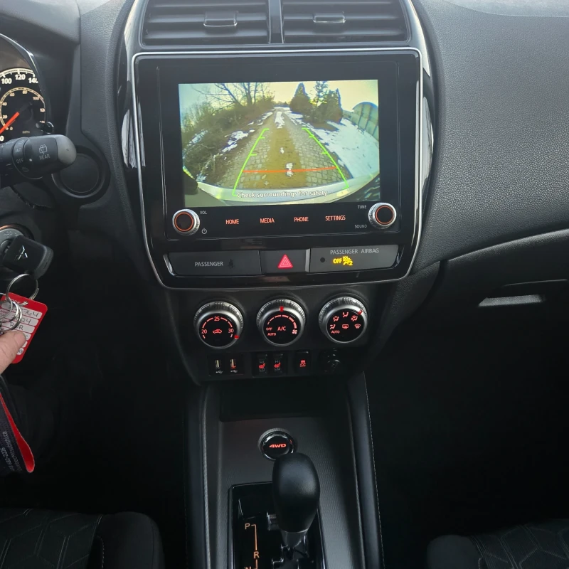 Mitsubishi ASX RVR 2.0L 4x4 5000 km , снимка 13 - Автомобили и джипове - 48707712