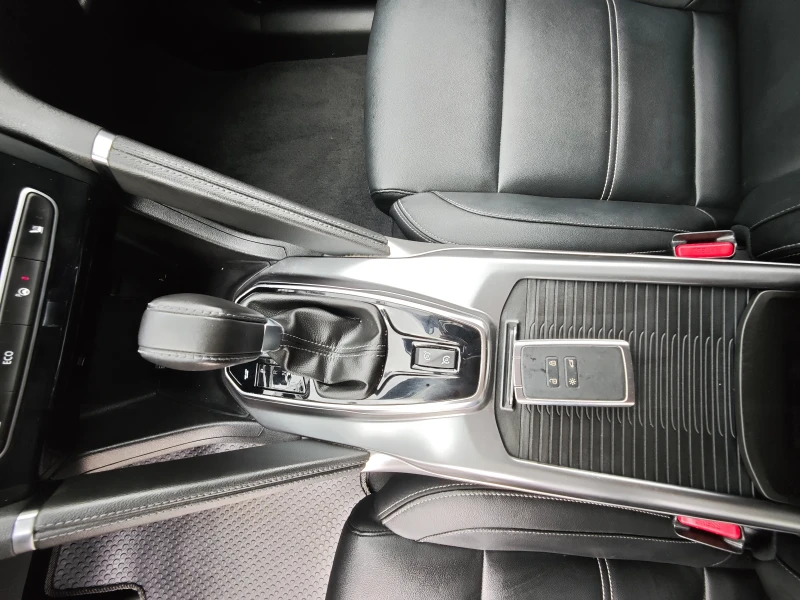 Renault Koleos 2.0 I BIFUEL GPL, снимка 7 - Автомобили и джипове - 51693993