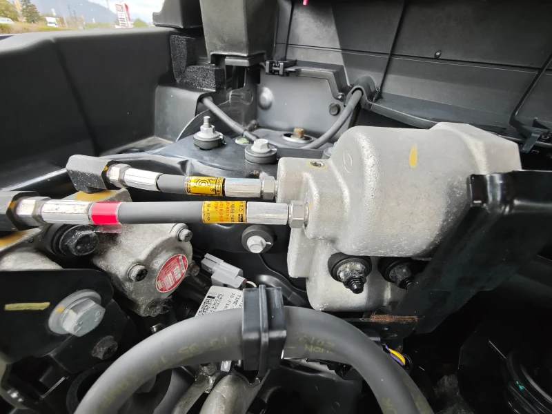 Renault Koleos 2.0 I BIFUEL GPL, снимка 16 - Автомобили и джипове - 51693993