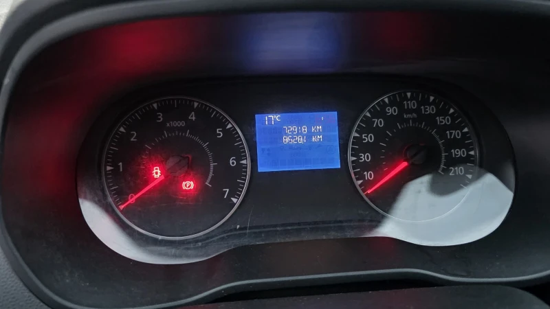 Dacia Duster 1.5dci evro6b, снимка 12 - Автомобили и джипове - 52298690