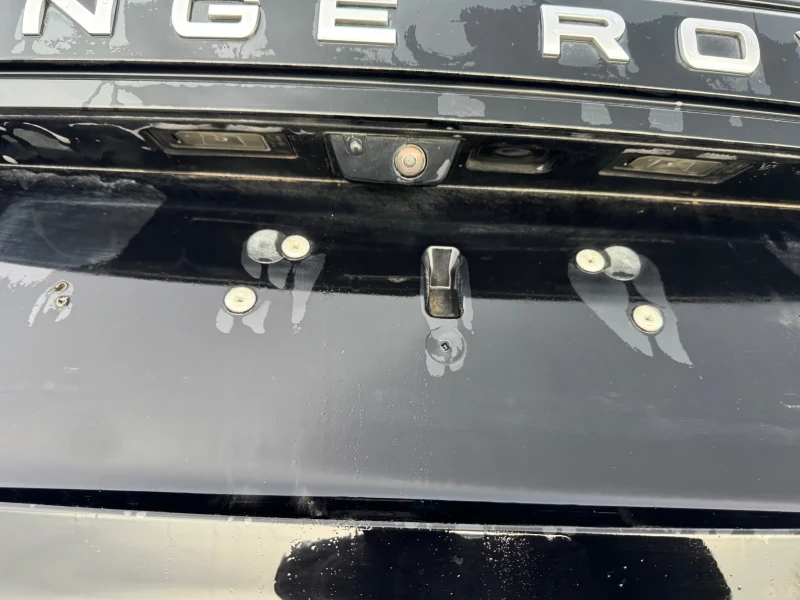 Land Rover Range Rover Evoque HYBRID * КОЖА* КАМЕРИ* 2.0TD 150hp* DIGITAL* , снимка 9 - Автомобили и джипове - 53261484